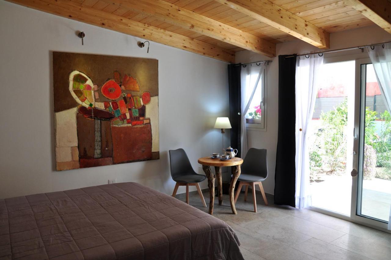 B&B Les Chambres Rooms & Suite Santa Teresa Gallura Zewnętrze zdjęcie