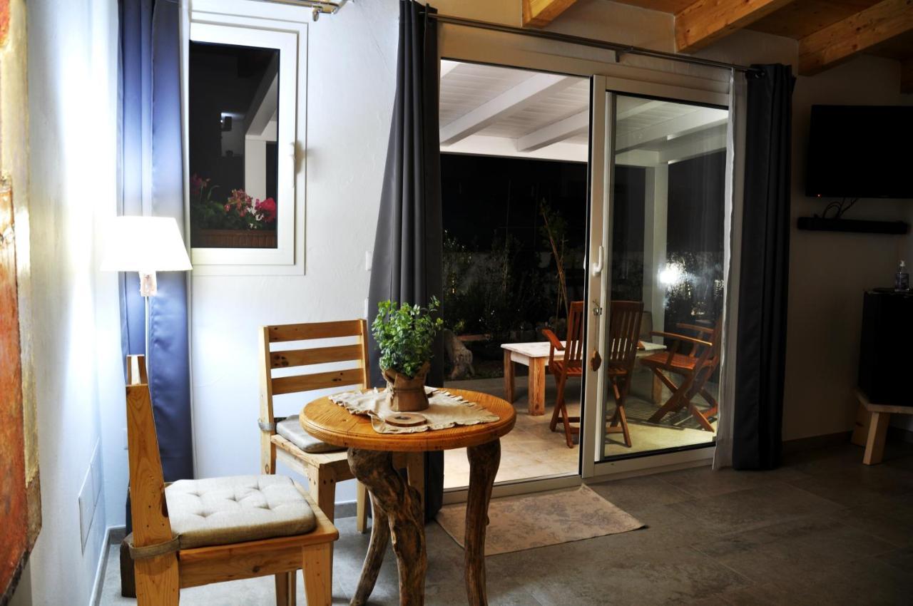 B&B Les Chambres Rooms & Suite Santa Teresa Gallura Zewnętrze zdjęcie