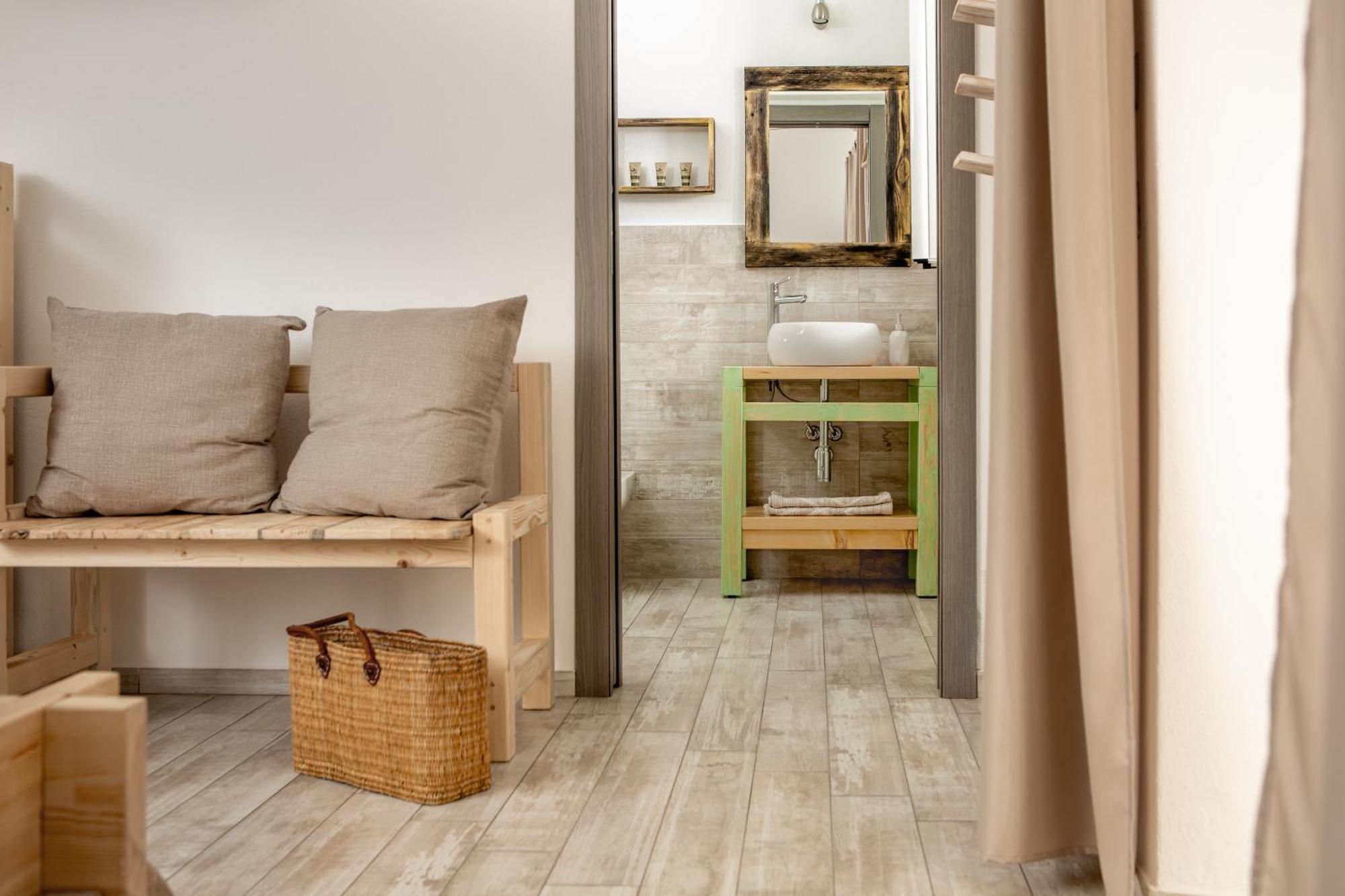 B&B Les Chambres Rooms & Suite Santa Teresa Gallura Zewnętrze zdjęcie