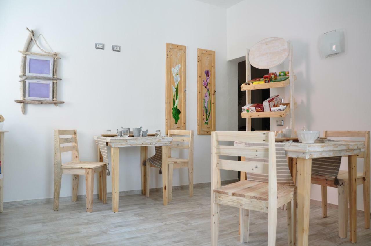 B&B Les Chambres Rooms & Suite Santa Teresa Gallura Zewnętrze zdjęcie