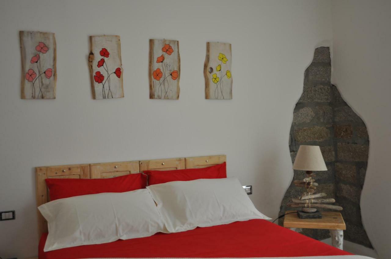 B&B Les Chambres Rooms & Suite Santa Teresa Gallura Zewnętrze zdjęcie